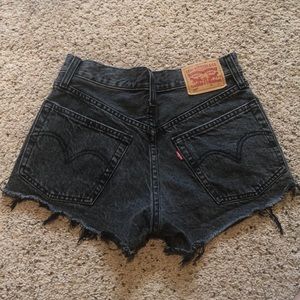 Levi’s black denim shorts 501
